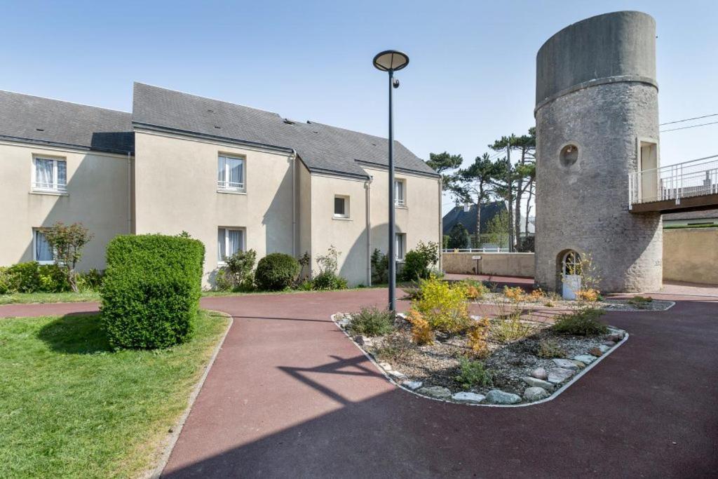 Les Tourelles Village De Vacances Анель Экстерьер фото
