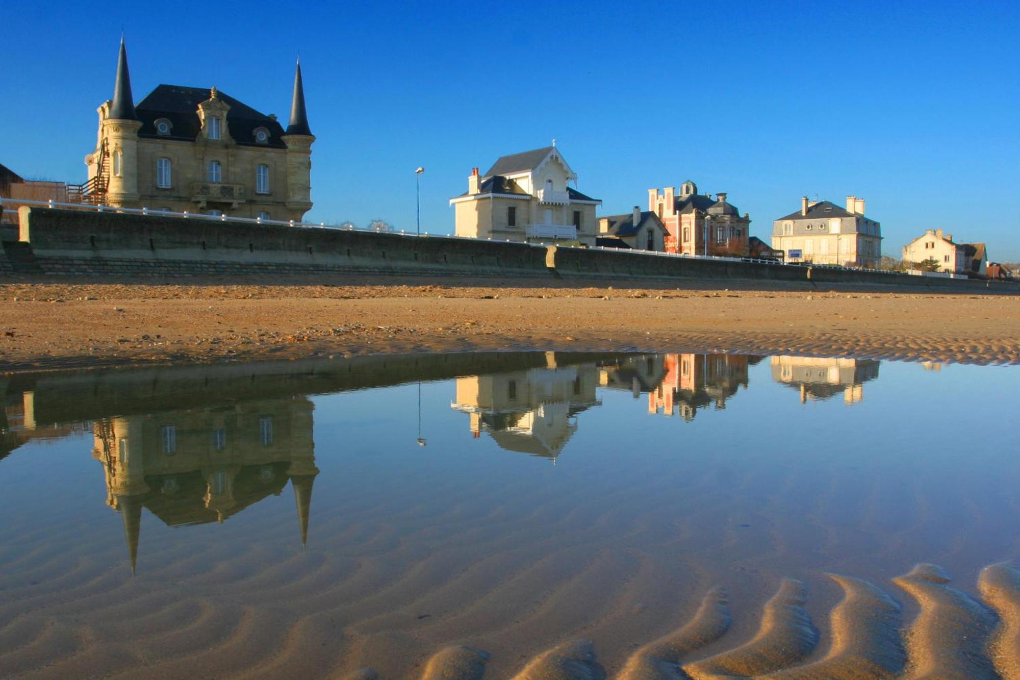 Les Tourelles Village De Vacances Анель Экстерьер фото