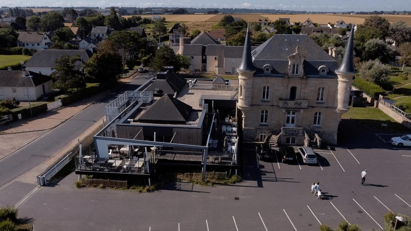 Les Tourelles Village De Vacances Анель Экстерьер фото